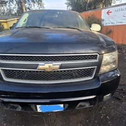 PARTING OUT CHEVY SUBURBAN 5.3L 5.3 ENGINE MOTOR TRANSMISSION 2007 2008 2009 2010 2011 2012 2013 2014