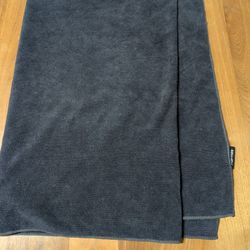 EUC Yoga Mate's the Perfect Towel - Navy Blue 