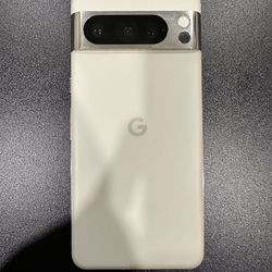 Google Pixel 8 Pro With Accessories 