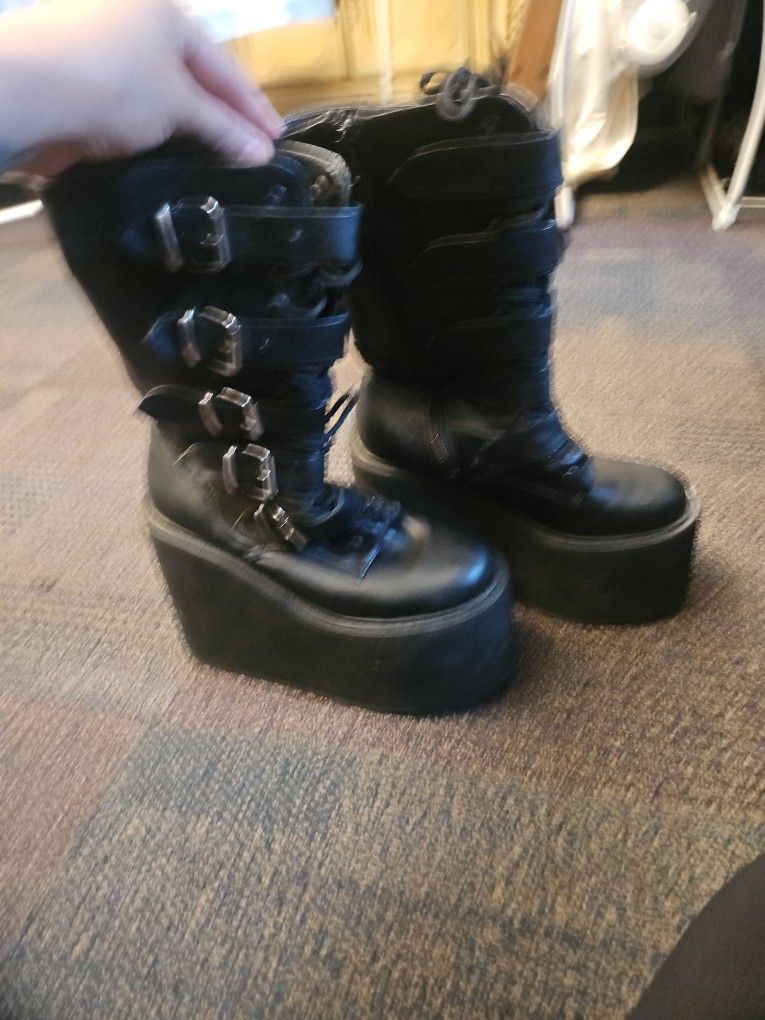 Free Goth Boots