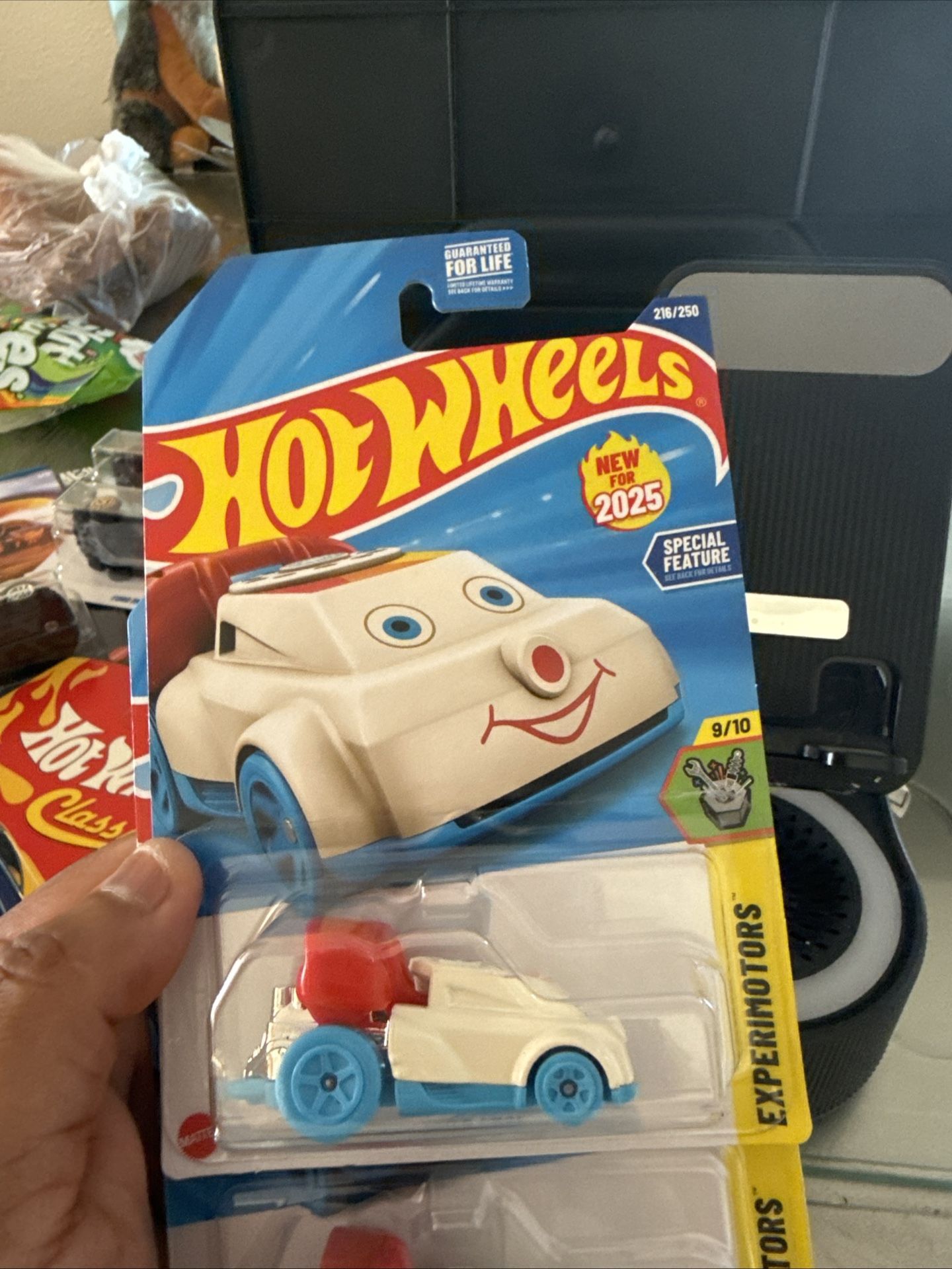 Hot Wheels Case L 2025 Quick Chat Experimotors Series 9/10