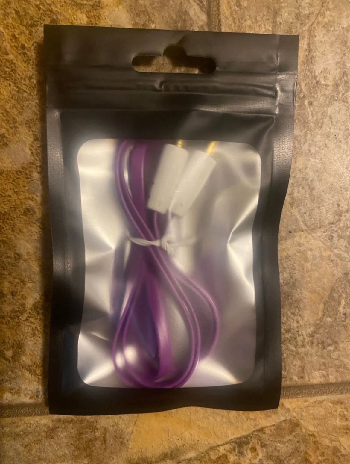 Lot of (160) High Quality 3’ Flat Auxiliary Audio Cables in (6) Assorted Colors