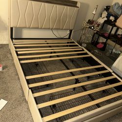 Queen BedFrame( You Will Have To Buy One Board ) It's Missing One