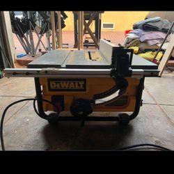Dewalt Table Saw 10”