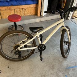 Marlin Donkey Jr 24” Kid Bike 