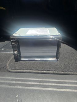 KENWOOD

MODEL:DDX375BT MONITOR WITH DVD RECEIVER