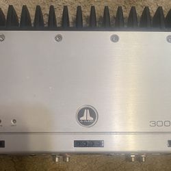 Old School Jl 300/4v2 Car Amp