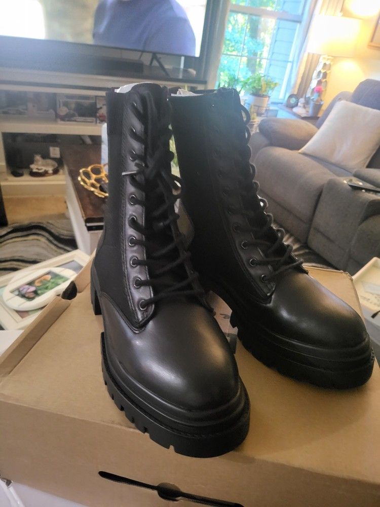 Aldo Combat Womans Boots New Size 6.5