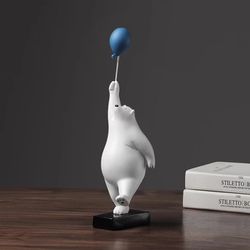 Creative Flying Bear with Balloon Polar bear figurine 