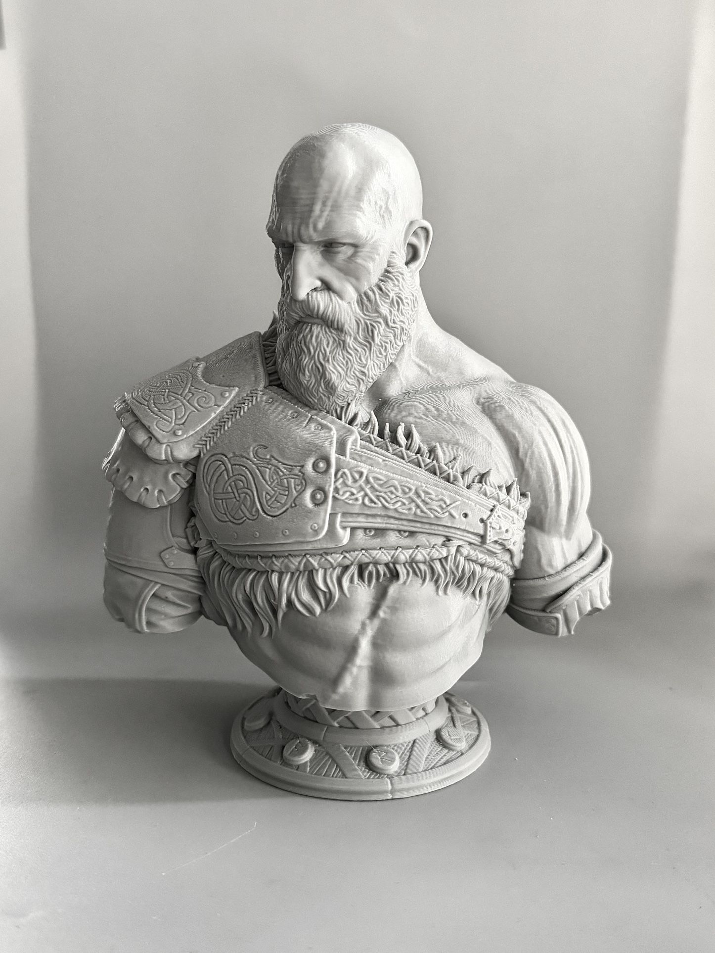 God of War Ragnarök Kratos Bust – 3D Printed Gray Statue 6.5” Collectible Figure