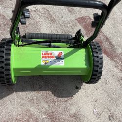 DuroStar Push Mower + Spare Parts