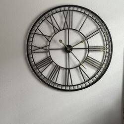 Large Wall Metal Clock !!! Size On The Photo 