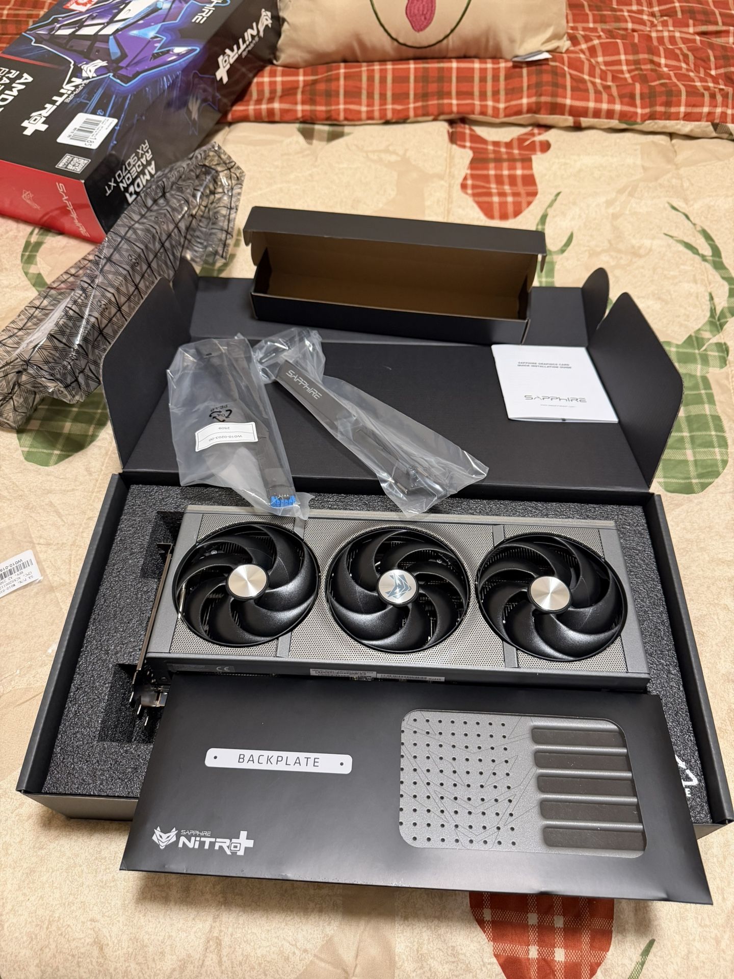 Sapphire Nitro+ AMD Radeon™ RX 9070 XT Gaming OC Graphics Card with 16GB GDDR6, AMD RDNA 4