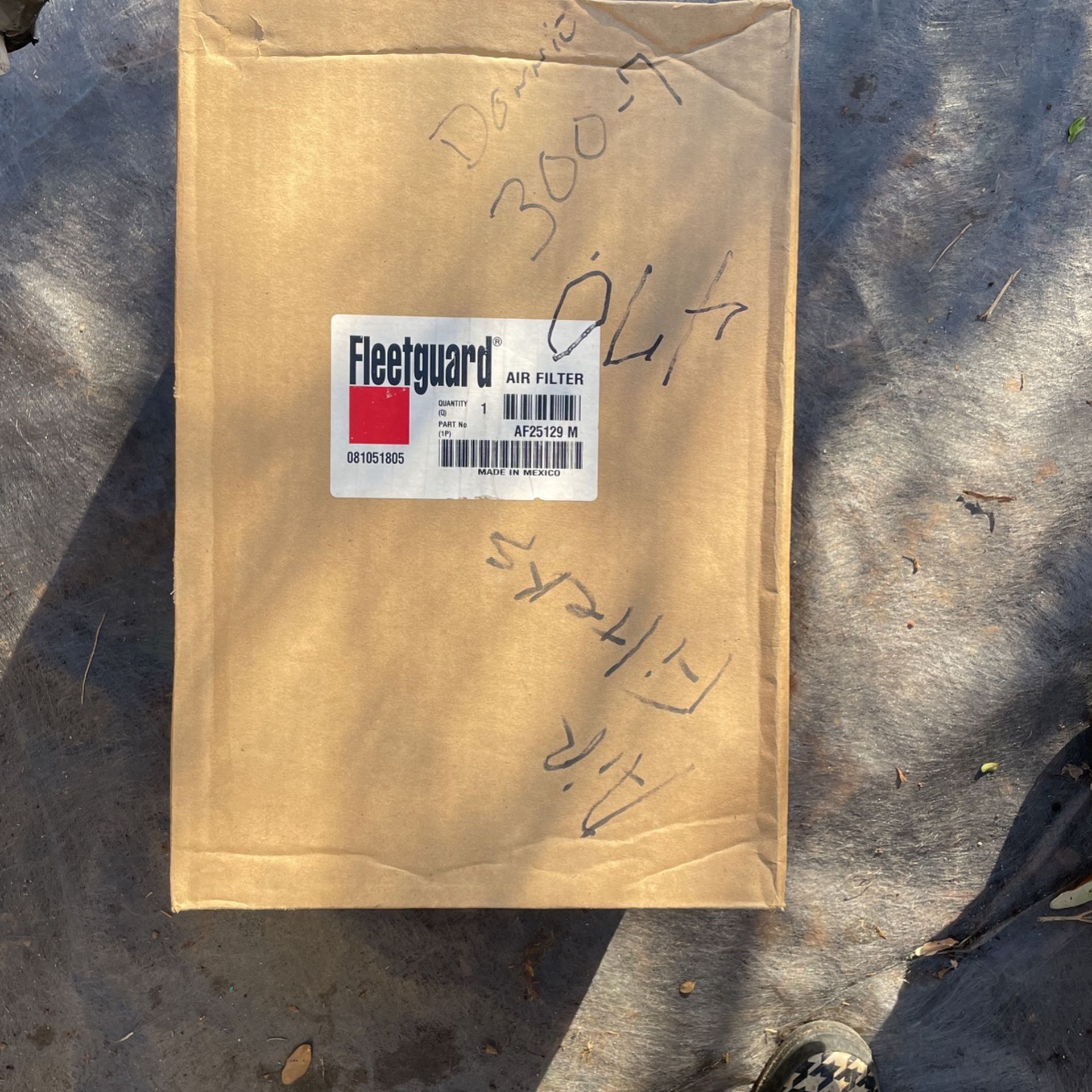 Fleetguard Heavy Equipment Air Filter AF25129 M