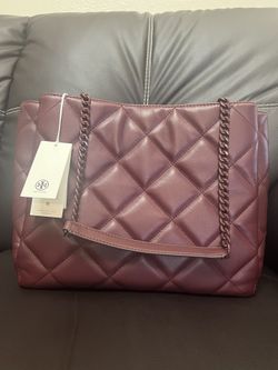 TORY BURCH Willa Tote NWT Claret Quilted Leather for Sale in El Paso, TX - OfferUp TORY BURCH Willa Tote NWT Claret Quilted Leather for Sale in El Paso, TX - OfferUp
