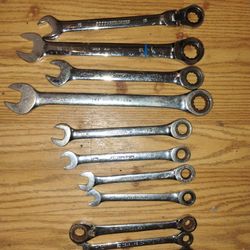 11 Ratchet Wrenches 