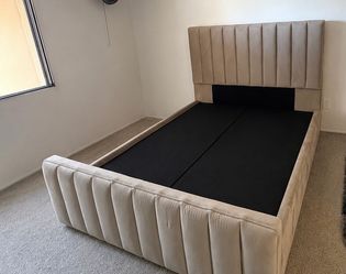 Cama queen