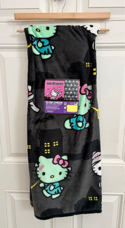 Hello Kitty Frankenstein/Mummy Halloween Blanket
