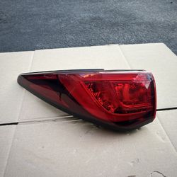 Infiniti Qx 60 Right Rear Tail Light  2016 + 