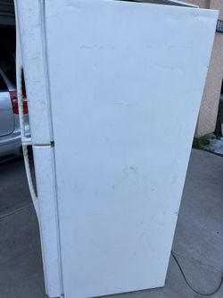White Fridge nice and icy cold selling for $125