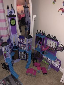 Monster high deadluxe high school deluxe playset on sale