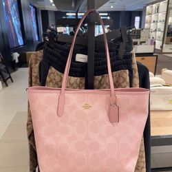Koach City Tote Bag In Signature Canvas Powder Pink CAL49 NWBrand new wit Brand new with tag.