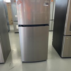 Frigidaire refrigerator