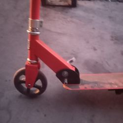 Mongoose Scooter 