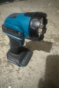 Makita xgt light