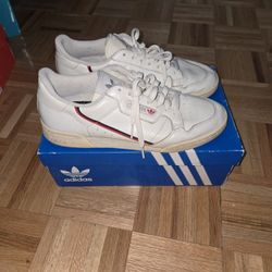 Adidas Continental 80 Vintage White Red Blue Size [Insertar Talla] (Like New)
Price: $50