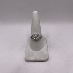 Platinum Diamond Engagement Style Ring 