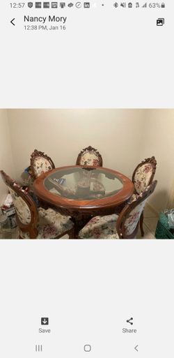Antique Craftsmanship Dining Set W 5 Chairs