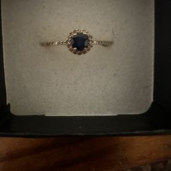 14 Kt Gold diamond And Sapphire Ring