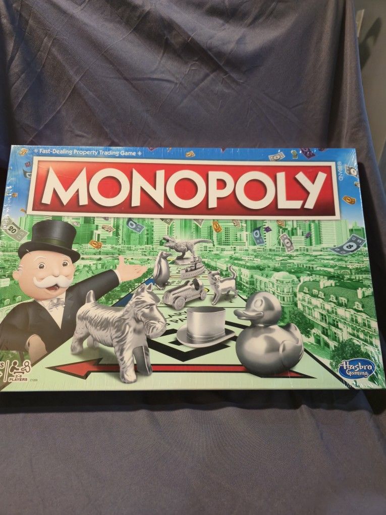 NEW Monoploy Game