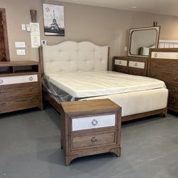 New King Bedroom Set (Includes TV Chest)