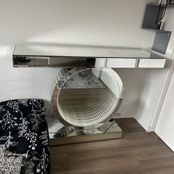 Beautiful  modern, -style console table With Mirror 