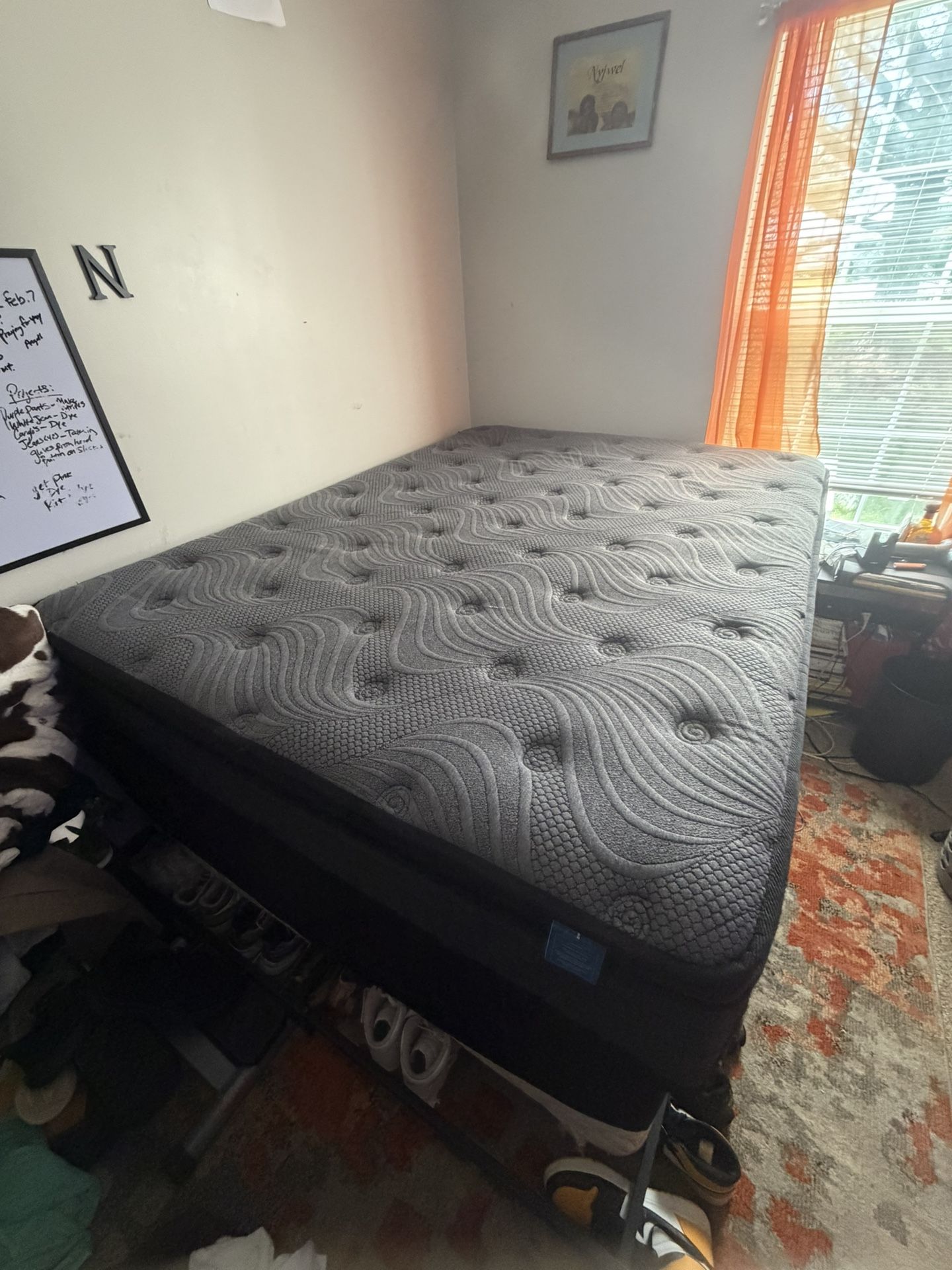 Queen Pillow Top & Split Box Springs