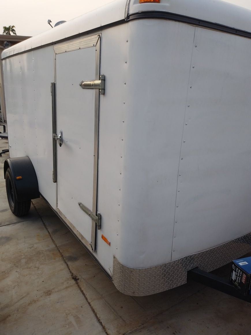 12x6 enclosed trailer