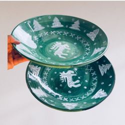 2 La Gioconda Italy Hand-Painted Reindeer Motif Green Large Bowls- $50 Each