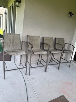 Set of 4 Outdoor Patio Bar Height Chairs