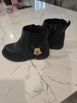 DISNEY MICKEY MOUSE SHORT ZIP-UP BOOTS SZ 9 KIDS SEE DESCRIPTION