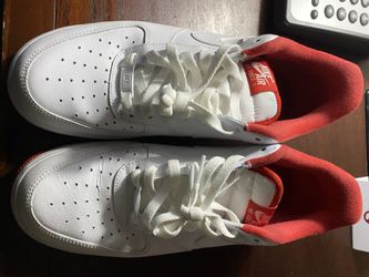 NIKE AIRFORCE 1 O7 size 9