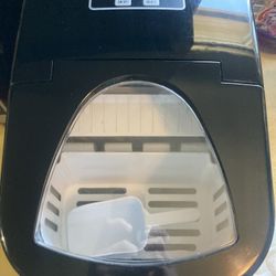 Frigidare Ice Maker
