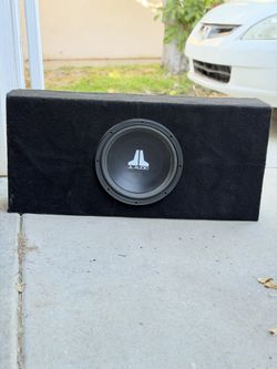 JL Audio W0v3 series 12” subwoofer in box