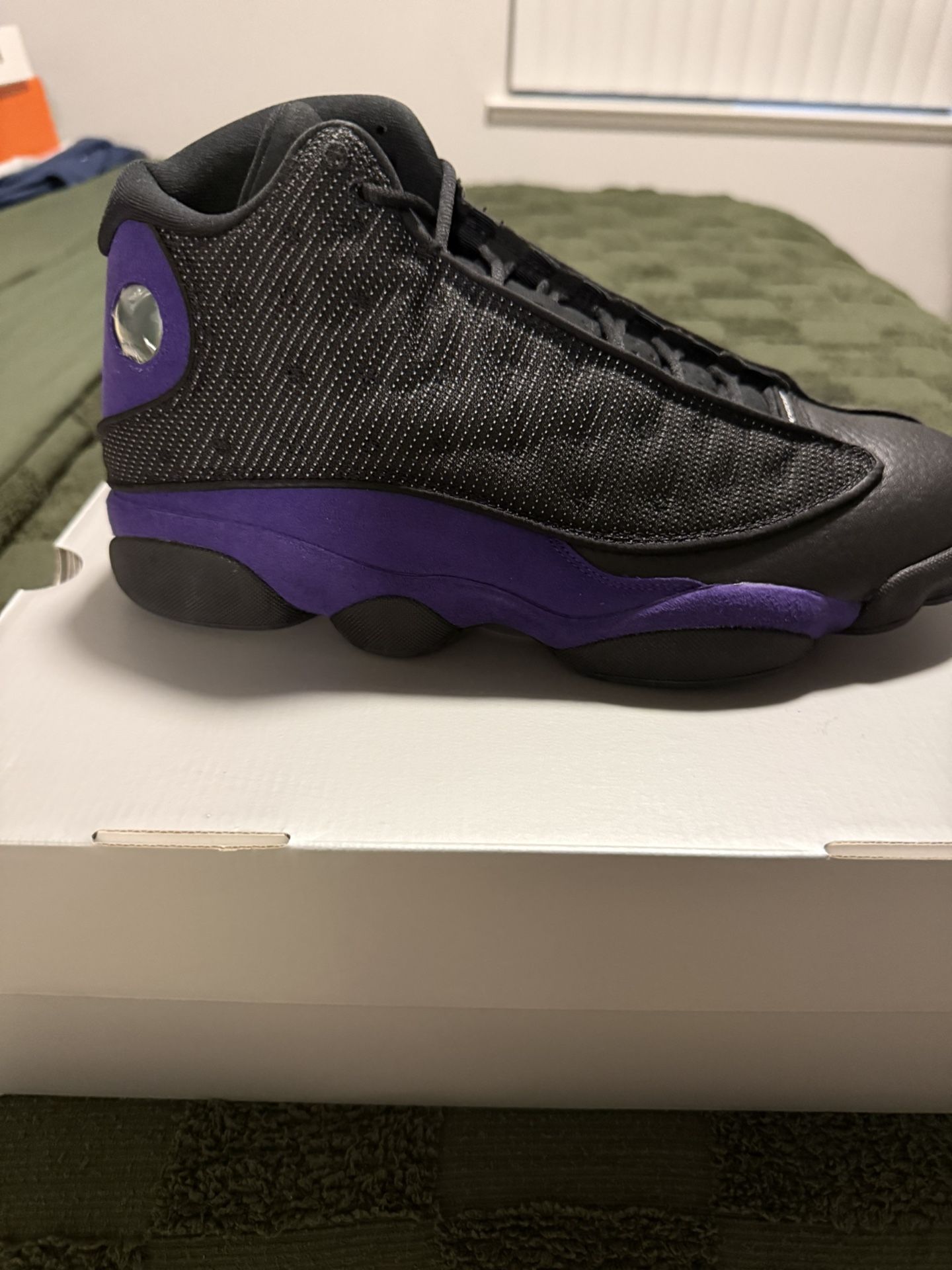 Air Jordan Retro 13 Court Purple
