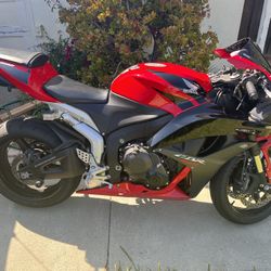 2008 honda CBR600RR