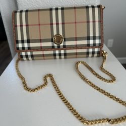 Burberry Check Chain Strap Wallet