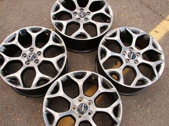 ///// 19" CHRYSLER 300 ALL WHEEL DRIVE WHEELS NEW TAKEOFFS /////