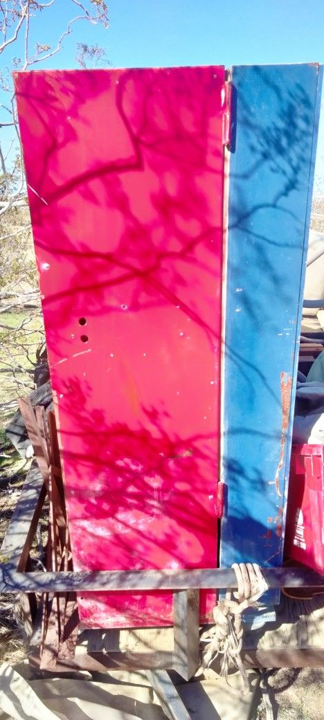 Old Pepsi Bottle Dispenser Vending