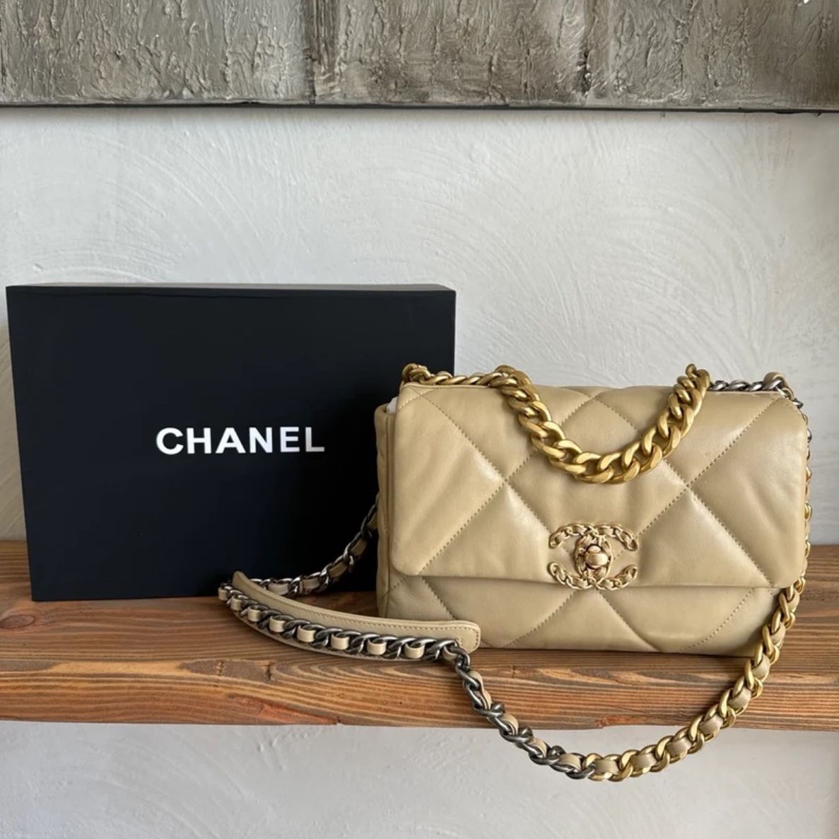 Chanel 19 Bag 